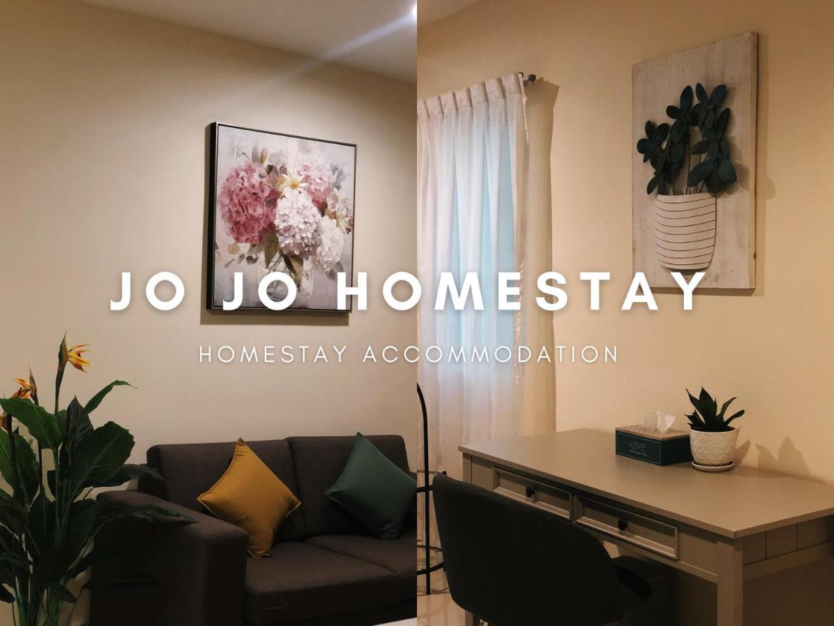 Jo Jo @ Marina Island Laguna Apartment
